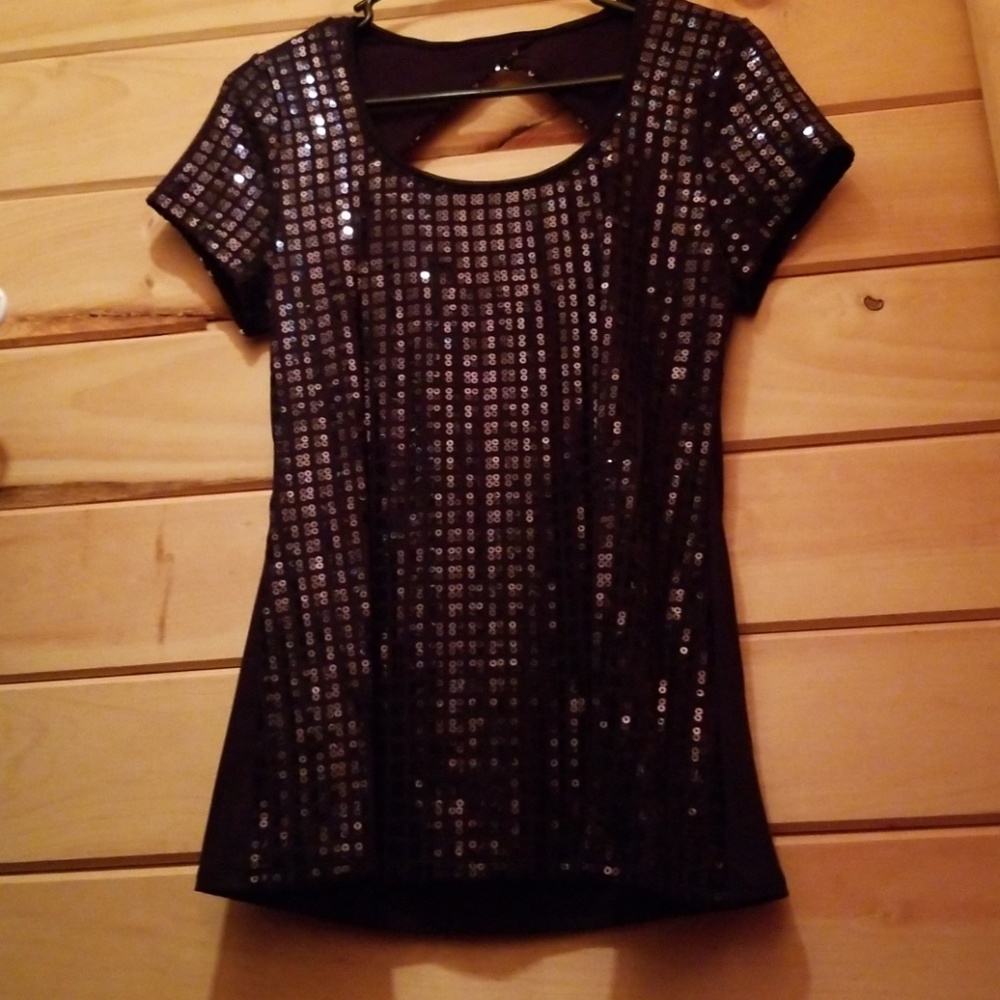 Navy Sequence t-shirt